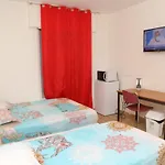 Le Privilege 3* La Courneuve