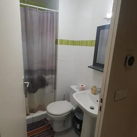 Le Privilege Hotell La Courneuve