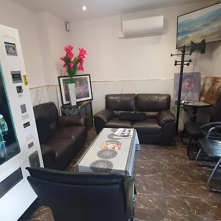 Hotell Le Privilege *