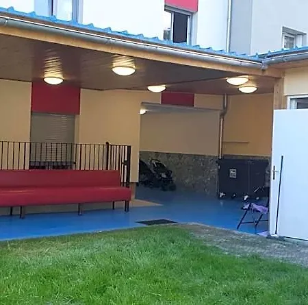 Hotel Le Privilege La Courneuve