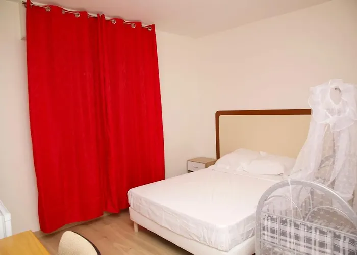 Le Privilege מלון 3*